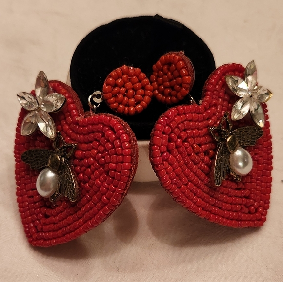 Jewelry - Beaded Rhinestone Heart Earrings